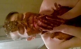 Amateur Diarrhea Smearing and Blowjob